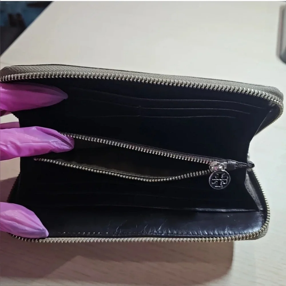 Tory Burch Leather Silver Metallic Croc Embossed Wallet